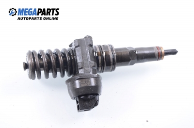 Diesel fuel injector for Volkswagen Passat (B5; B5.5) 1.9 TDI, 130 hp, station wagon, 2003 № 04720214