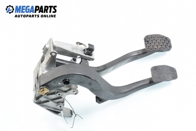 Brake pedal and clutch pedal for BMW 3 (E90, E91, E92, E93) 2.0, 150 hp, station wagon, 2007 № BMW 35.31-6 761 310