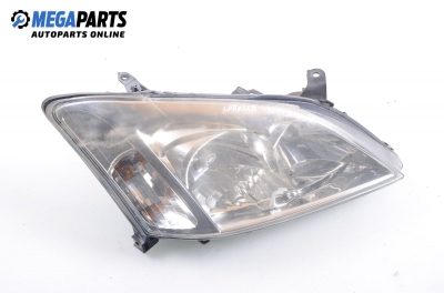 Headlight for Toyota Corolla (E120; E130) 2.0 D-4D, 90 hp, hatchback, 5 doors, 2002, position: right