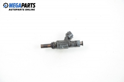 Gasoline fuel injector for Volkswagen Touareg 3.2, 220 hp automatic, 2006