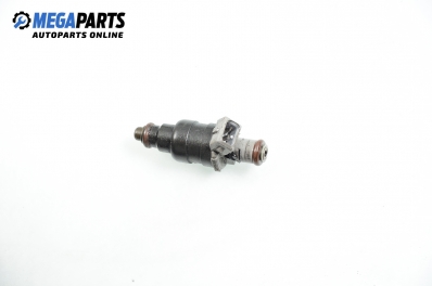 Gasoline fuel injector for Audi A4 (B5) 2.6, 150 hp, sedan, 1996