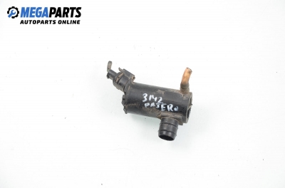 Scheibenwaschpumpe for Mitsubishi Pajero III 3.2 Di-D, 160 hp, 2002