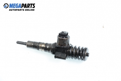 Diesel fuel injector for Volkswagen Touran 2.0 TDI, 136 hp, 2004 № Bosch 0 414 720 403