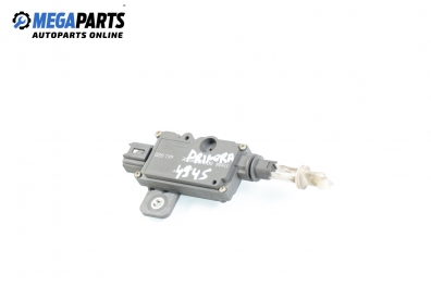 Door lock actuator for Nissan Primera (P11) 2.0 TD, 90 hp, station wagon, 1999