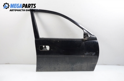 Ușă Opel Corsa B 4 vârf. 1.2 45 CP 1995 - dreapta față