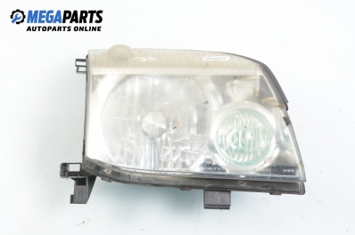 Far pentru Nissan X-Trail 2.0 4x4, 140 cp automat, 2002, poziție: dreapte
