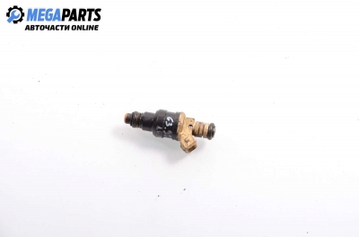 Gasoline fuel injector for Volkswagen Golf III (1991-1997) 1.6, station wagon