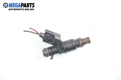 Gasoline fuel injector for Honda CR-V II (RD4–RD7) 2.0, 150 hp, 2003