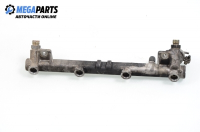 Fuel rail for Opel Vectra B 2.0 16V, 136 hp, station wagon, 1997