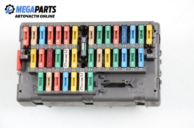 Fuse box for Peugeot 306 1.9 D, 64 hp, hatchback, 5 doors, 1995