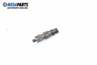 Diesel fuel injector for Volkswagen Passat (B3) 1.6 TD, 80 hp, station wagon, 1992