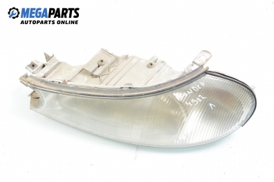 Far pentru Ford Mondeo Mk II 1.8 TD, 90 cp, combi, 1998, poziție: stânga