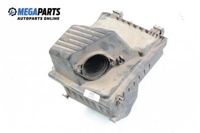 Air cleaner filter box for Volkswagen Golf III 1.9 TDI, 110 hp, 3 doors, 1997