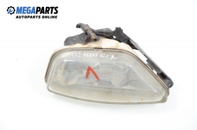 Lampă de ceață spate pentru Ford Focus 1.4 16V, 75 cp, hatchback, 3 uși, 2002, poziție: stânga