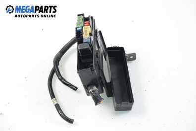 Fuse box for Nissan Micra (K12) 1.2 16V, 65 hp, hatchback, 2003