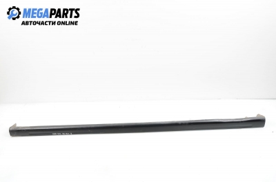 Side skirt for Volvo S40/V40 1.9 DI, 90 hp, station wagon, 1998, position: right