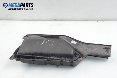 Carcasă filtru de aer pentru BMW 5 (E60, E61) 2.0 d, 163 cp, combi, 2005, poziție: stânga - fața