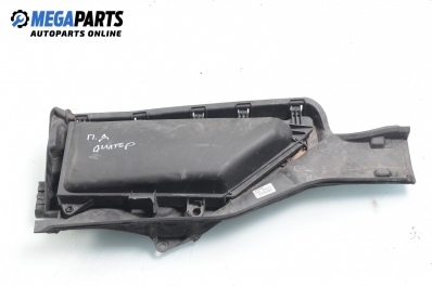 Carcasă filtru de aer pentru BMW 5 (E60, E61) 2.0 d, 163 cp, combi, 2005, poziție: dreaptă - fața