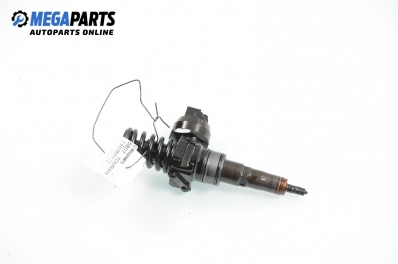 Diesel fuel injector for Volkswagen Touran 1.9 TDI, 90 hp, 2005 № Bosch 0 414 720 215