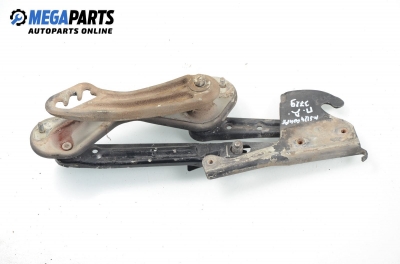 Bonnet hinge for Mercedes-Benz 124 (W/S/C/A/V) 2.3, 132 hp, coupe, 1992, position: right