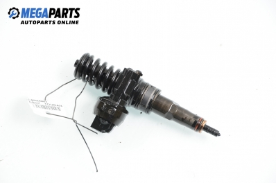 Diesel fuel injector for Volkswagen Touran 1.9 TDI, 90 hp, 2005 № Bosch 0 414 720 215