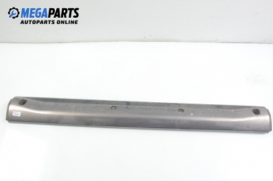 Side skirt for Hyundai Terracan 2.9 CRDi 4WD, 150 hp, 2003, position: left