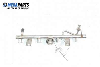 Fuel rail for Mercedes-Benz C-Class 203 (W/S/CL) 1.8 Kompressor, 143 hp, sedan, 2003