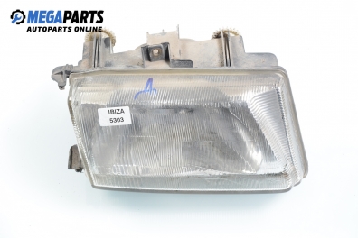 Far pentru Seat Ibiza (6K) 1.0, 50 cp, 5 uși, 1999, poziție: dreapte Valeo