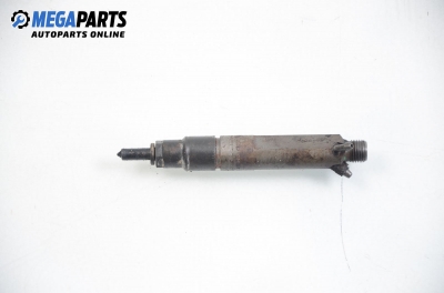 Diesel fuel injector for Volkswagen Passat (B5; B5.5) 1.9 TDI, 110 hp, sedan automatic, 1998 № Bosch 028 130 201 T