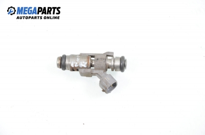 Gasoline fuel injector for Citroen C4 1.4 16V, 88 hp, coupe, 2007