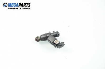 Duza benzină pentru Volkswagen Polo (6N/6N2) 1.0, 50 cp, 3 uși, 1996