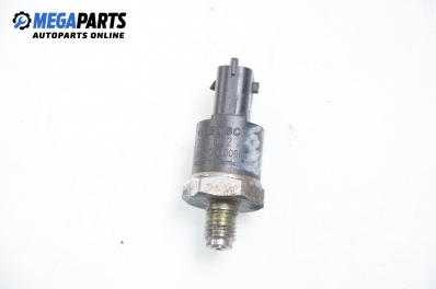 Sensor kraftstoffdruck for Alfa Romeo 166 2.4 JTD, 140 hp, sedan, 2000 № Bosch 0 281 002 405