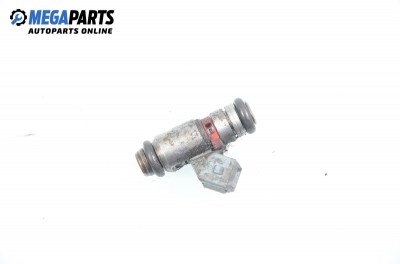 Duza benzină pentru Volkswagen Golf IV 1.4 16V, 75 cp, 3 uși, 1998