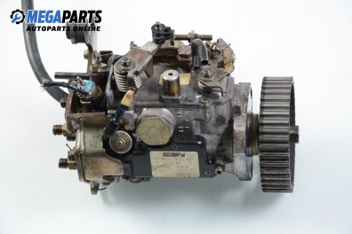 Diesel injection pump for Peugeot 306 1.9 DT, 90 hp, hatchback, 1996 № Lucas 9107-185AA