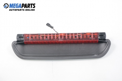 Al treilea stop pentru BMW 3 (E90, E91, E92, E93) 2.0, 143 cp, sedan, 2008