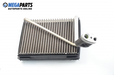 Radiator interior aer condiționat pentru Volkswagen Passat (B5; B5.5) 1.8 T, 150 cp, combi, 1998