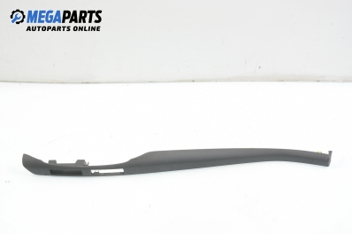 Interieur kunststoffbauteile for Toyota Avensis 2.0 D-4D, 116 hp, hecktür, 2005