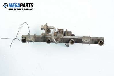Fuel rail for Opel Corsa B 1.4 Si, 82 hp, 3 doors, 1994