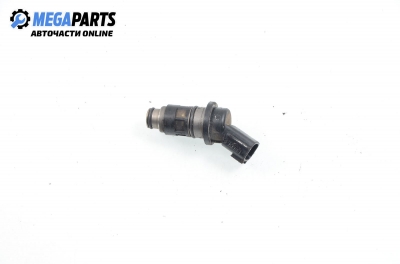 Gasoline fuel injector for Nissan Primera (P11) (1995-2002) 1.6, sedan