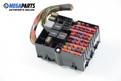 Fuse box for Ford Fiesta V 1.4 TDCi, 68 hp, hatchback, 2001