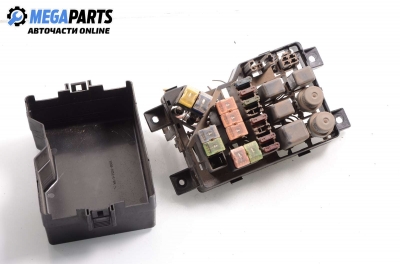 Fuse box for Mitsubishi Pajero II 2.8 TD, 125 hp automatic, 1994