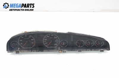 Instrument cluster for Audi A6 (C4) 2.6, 150 hp, sedan automatic, 1996