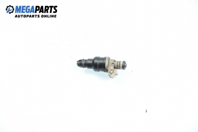 Gasoline fuel injector for BMW 5 (E34) 2.0, 150 hp, station wagon, 1994
