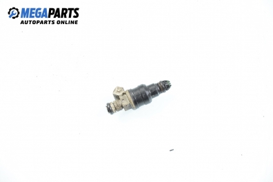 Gasoline fuel injector for BMW 5 (E34) 2.0, 150 hp, station wagon, 1994