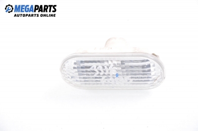 Semnalizator pentru Ford Focus II 1.6 TDCi, 109 cp, hatchback, 5 uși, 2005