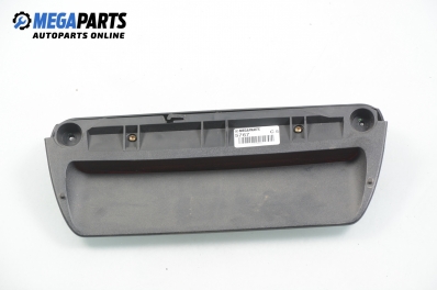 Al treilea stop pentru Citroen C5 2.2 HDi, 133 cp, hatchback, 2001