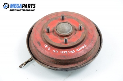 Butuc cu bielă și tambur pentru Ford Fiesta V 1.3, 69 cp, 3 uși, 2005, poziție: dreaptă - spate