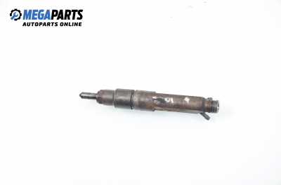 Diesel fuel injector for Volkswagen Passat (B5; B5.5) 1.9 TDI, 110 hp, station wagon automatic, 1999