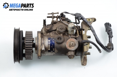 Diesel injection pump for Ford Escort 1.8 TD, 90 hp, station wagon, 1998 № Lucas 8448B320A