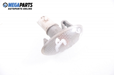 Semnalizator pentru Peugeot 206 1.4, 75 cp, hatchback, 3 uși, 2002, poziție: dreapte